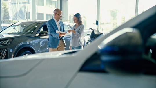 Female Customer and Male Salesperson